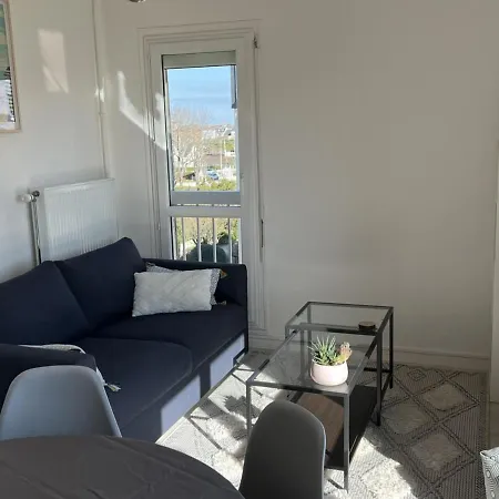 Lejlighed Bel Avec Terrasse, 2 Pieces, Proche Centre-ville, 4 Pers., Parking, Wifi, Animaux Acceptes - Fr-1-487-344
